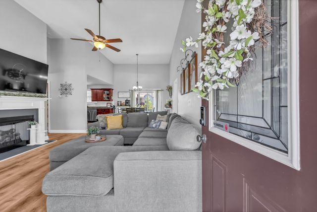 3450 Bradfield Dr, Clarksville, TN 37042