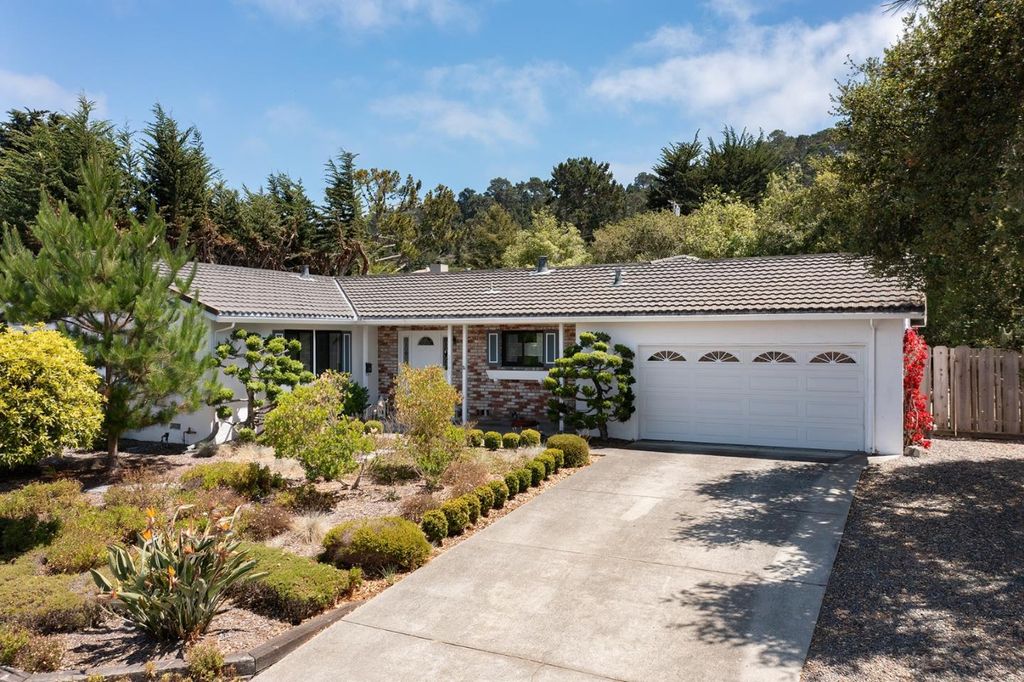2161 Trapani Circle, Monterey, CA 93940
