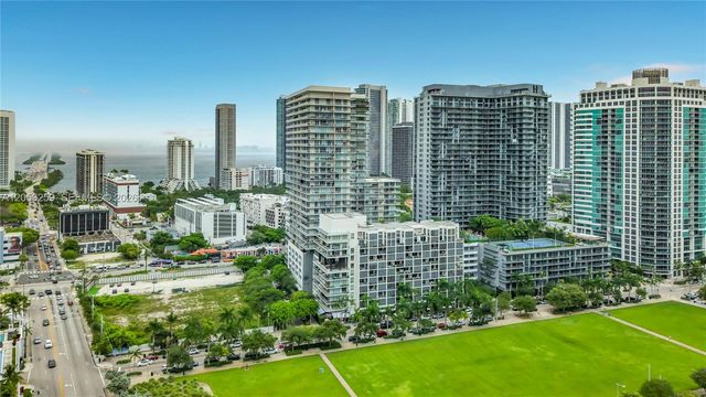 3470 E Coast Ave H0907, Miami, FL 33137