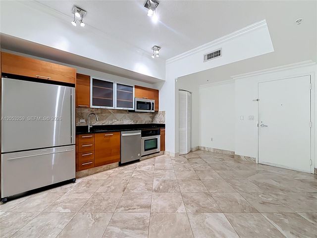 3470 E Coast Ave H0907, Miami, FL 33137