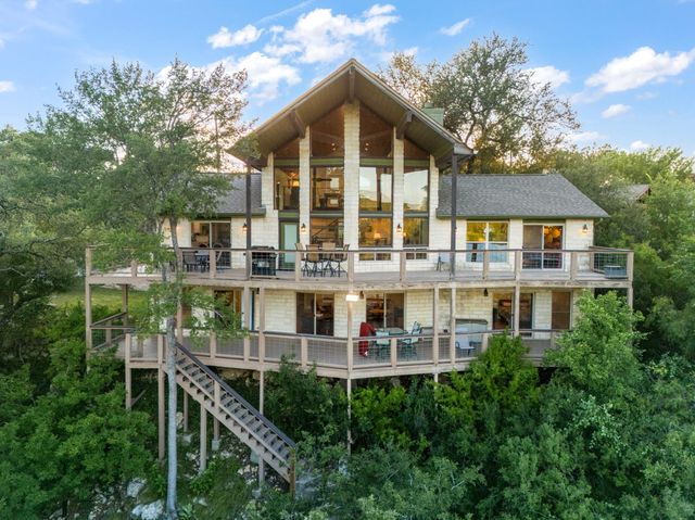 3609 Peninsular DR, Marble Falls, TX 78654