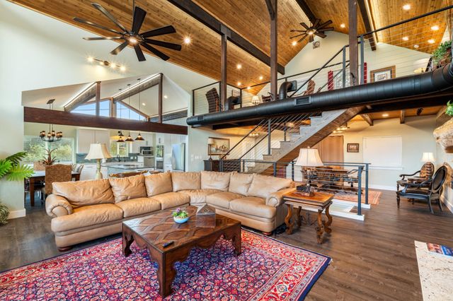 3609 Peninsular DR, Marble Falls, TX 78654