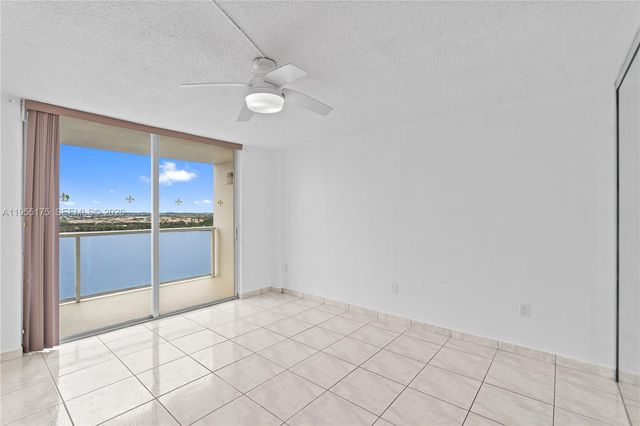 1301 NE Miami Gardens Drive 1424W, Miami, FL 33179