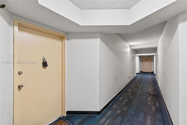 1301 NE Miami Gardens Drive 1424W, Miami, FL 33179