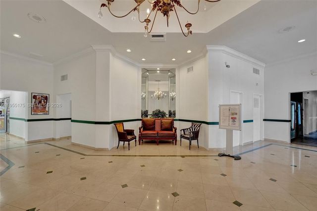 1301 NE Miami Gardens Drive 1424W, Miami, FL 33179