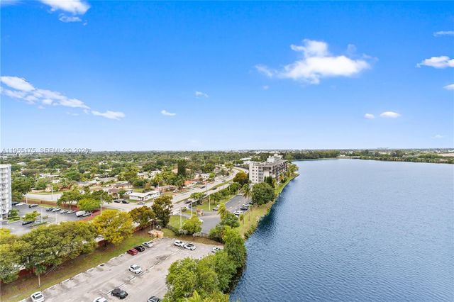 1301 NE Miami Gardens Drive 1424W, Miami, FL 33179