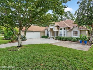 3212 SEQUOYAH Circle, St. Johns, FL 32259