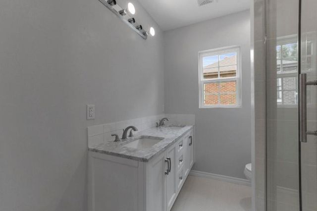 2045 NE 17th Street, Oklahoma City, OK 73111