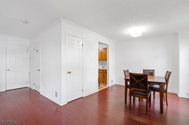 23 Boston Ct, Newark City, NJ 07103