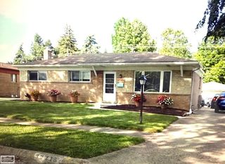 32215 DOVER Drive, Warren, MI 48088