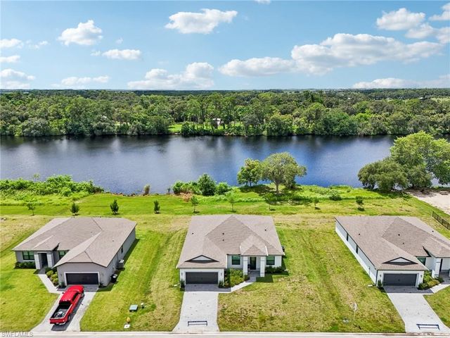 939 Admiral Bull Halsey AVE, Labelle, FL 33935