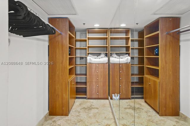 100 LINCOLN RD 748, Miami Beach, FL 33139