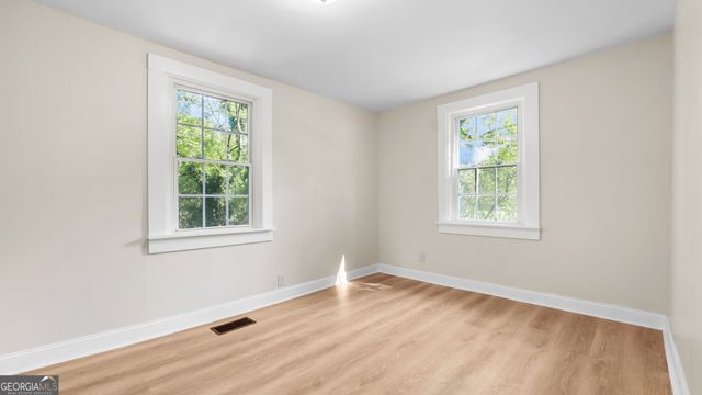 335 S McLin Street SW, Rome, GA 30161