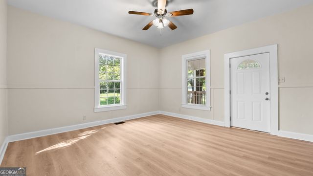 335 S McLin Street SW, Rome, GA 30161