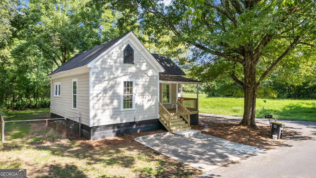 335 S McLin Street SW, Rome, GA 30161