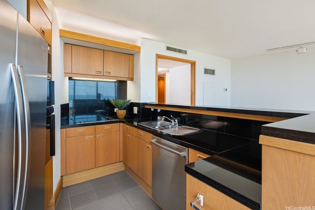 1330 Ala Moana Boulevard 904, Honolulu, HI 96814