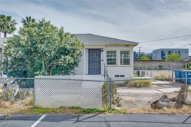 914 South 4th Street 2, Las Vegas, NV 89101