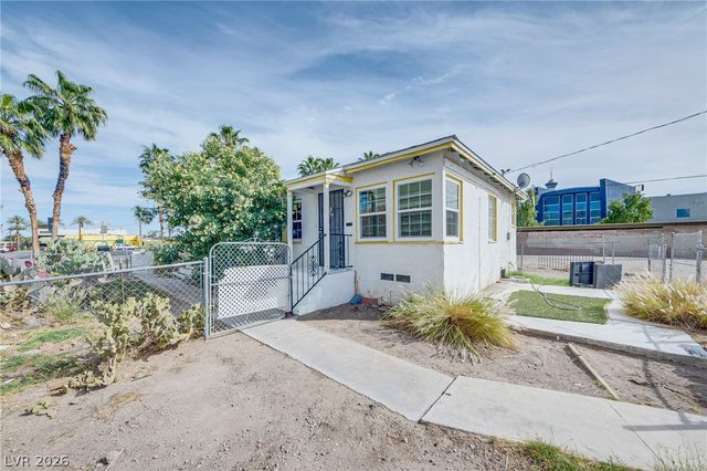 914 South 4th Street 2, Las Vegas, NV 89101