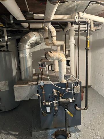 332 Kings Highway, Brooklyn, NY 11223