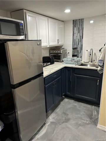 332 Kings Highway, Brooklyn, NY 11223