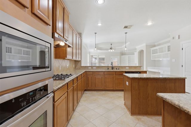 721 Rufina Street, League City, TX 77573