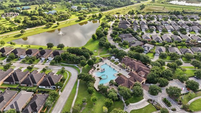721 Rufina Street, League City, TX 77573