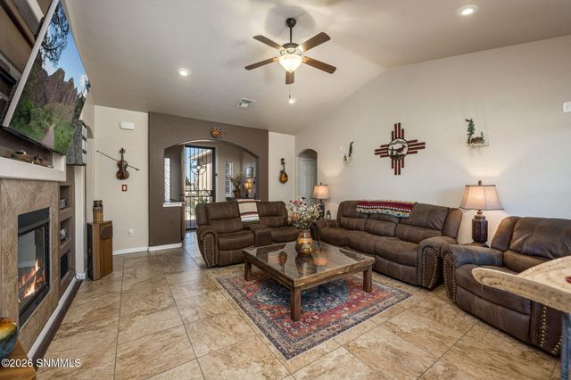 4660 Big Springs Street, Las Cruces, NM 88012