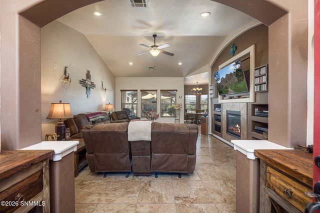 4660 Big Springs Street, Las Cruces, NM 88012