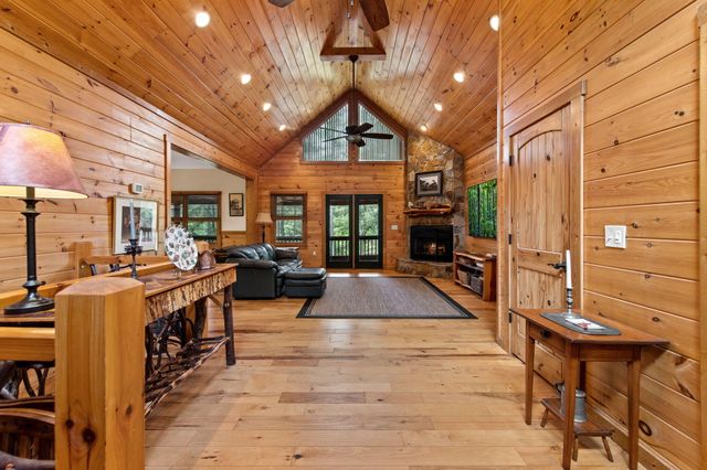 129 Wren Court, Copperhill, TN 37317