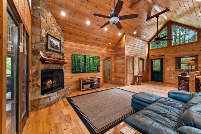 129 Wren Court, Copperhill, TN 37317