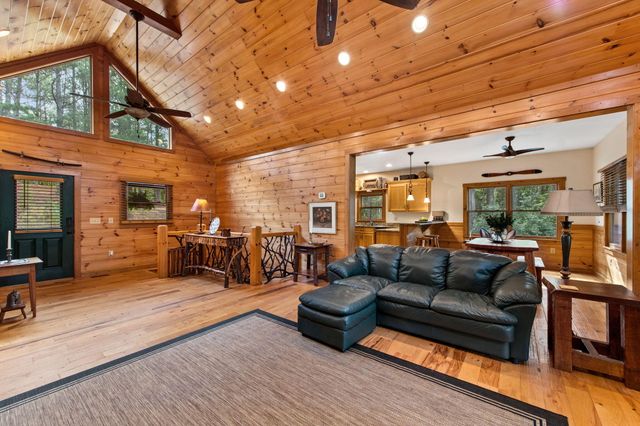 129 Wren Court, Copperhill, TN 37317