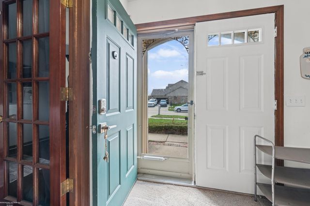 20281 Bannister Way Way, Clinton Twp, MI 48038