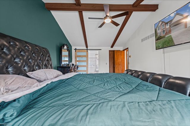 20281 Bannister Way Way, Clinton Twp, MI 48038
