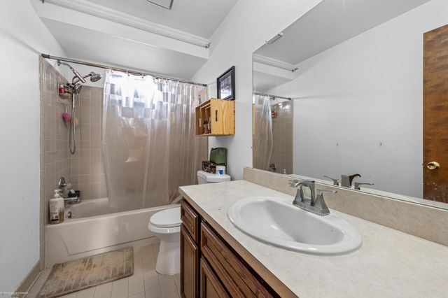 20281 Bannister Way Way, Clinton Twp, MI 48038