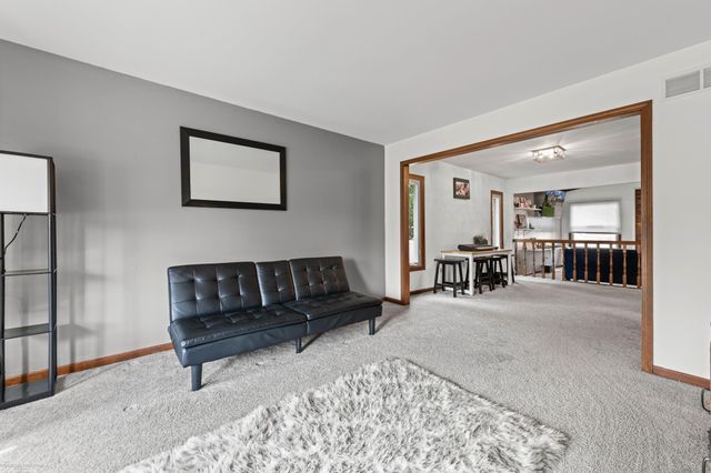 20281 Bannister Way Way, Clinton Twp, MI 48038