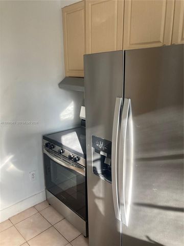 3742 SW 29th St 3742, Miami, FL 33134