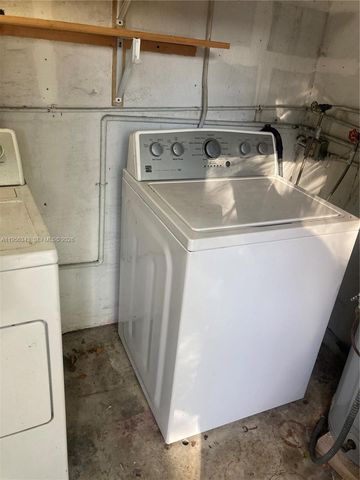 3742 SW 29th St 3742, Miami, FL 33134