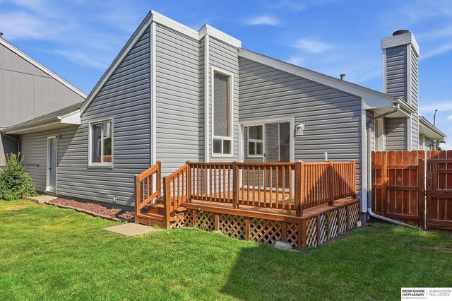 15329 R Street, Omaha, NE 68137