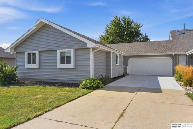 15329 R Street, Omaha, NE 68137