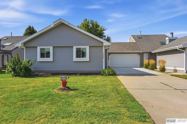 15329 R Street, Omaha, NE 68137