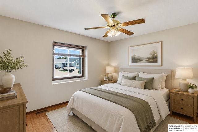 15329 R Street, Omaha, NE 68137