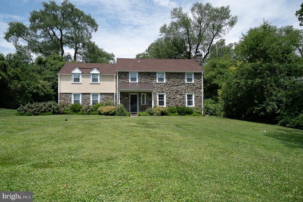 1130 N WOODBINE AVE, Penn Valley, PA 19072