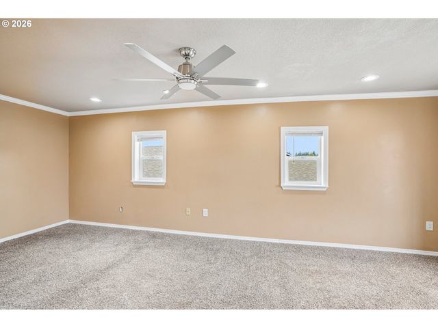 15805 Ne 70TH St, Vancouver, WA 98682