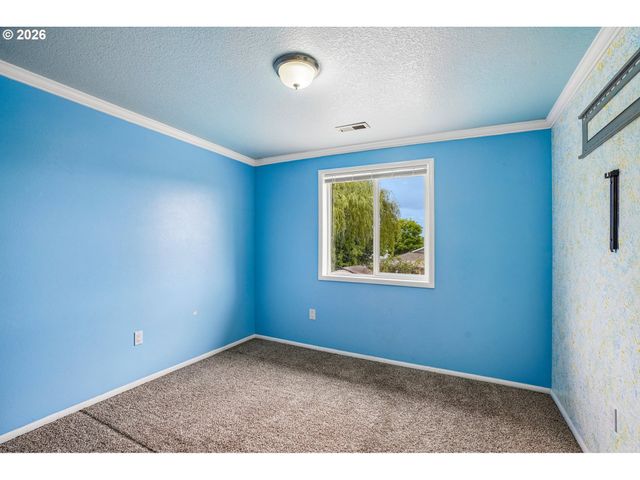 15805 Ne 70TH St, Vancouver, WA 98682