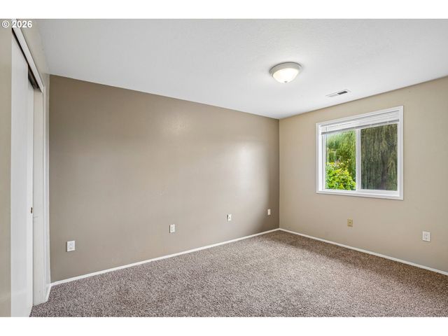 15805 Ne 70TH St, Vancouver, WA 98682