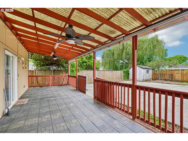 15805 Ne 70TH St, Vancouver, WA 98682