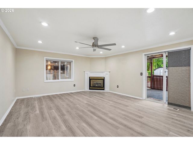 15805 Ne 70TH St, Vancouver, WA 98682