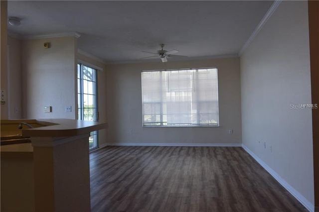 9640 LAKE CHASE ISLAND WAY, Tampa, FL 33626