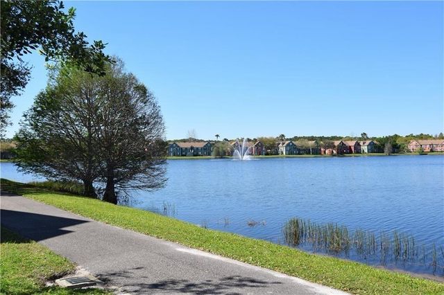 9640 LAKE CHASE ISLAND WAY, Tampa, FL 33626