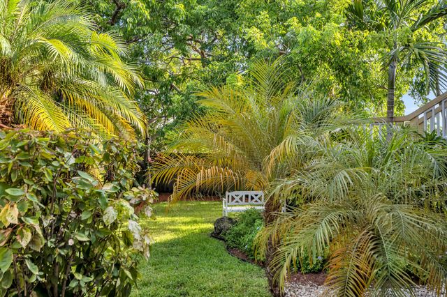811 NE 14th Place, Fort Lauderdale, FL 33304